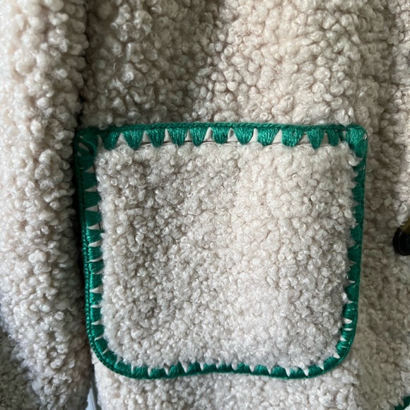 Boden Chelsea Sherpa coat with green trim - Picture 6 of 8